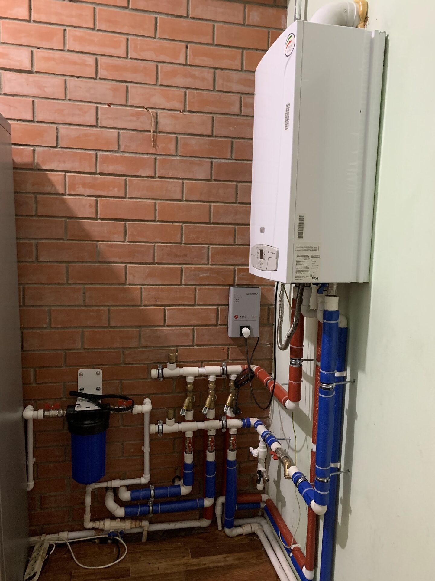 Baxi на кирпиче